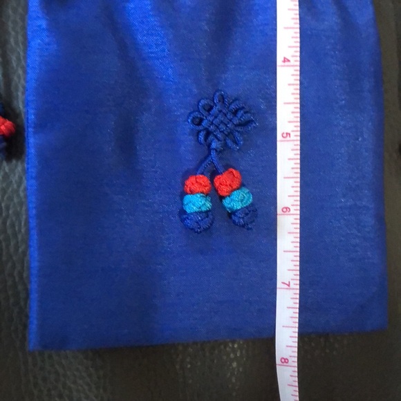 ⭐️NEW 2 Drawstring Pouches - Picture 9 of 9